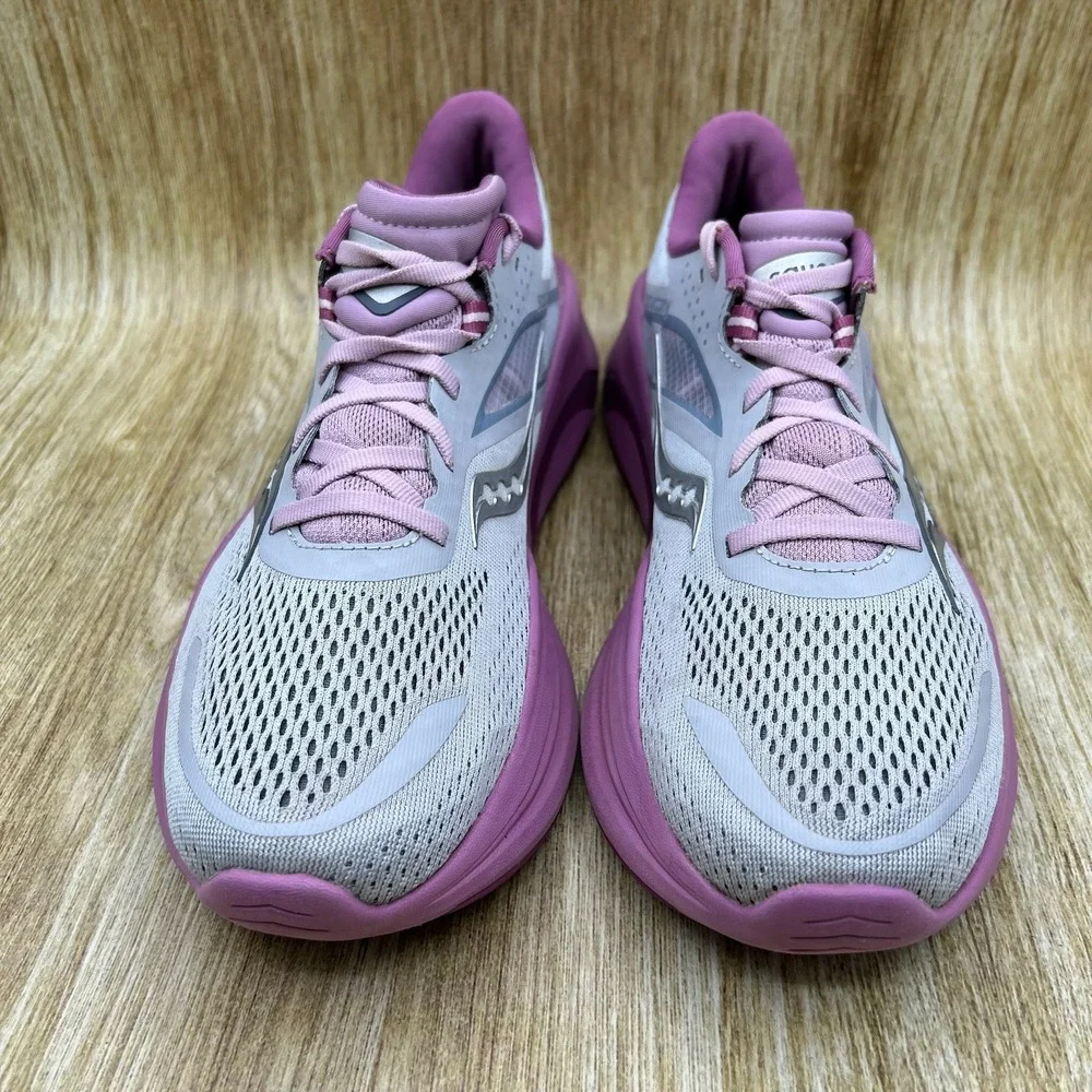 Saucony Omni 22 Women's Size 9.5 Fog Rose Stability Running Shoes S10926-105